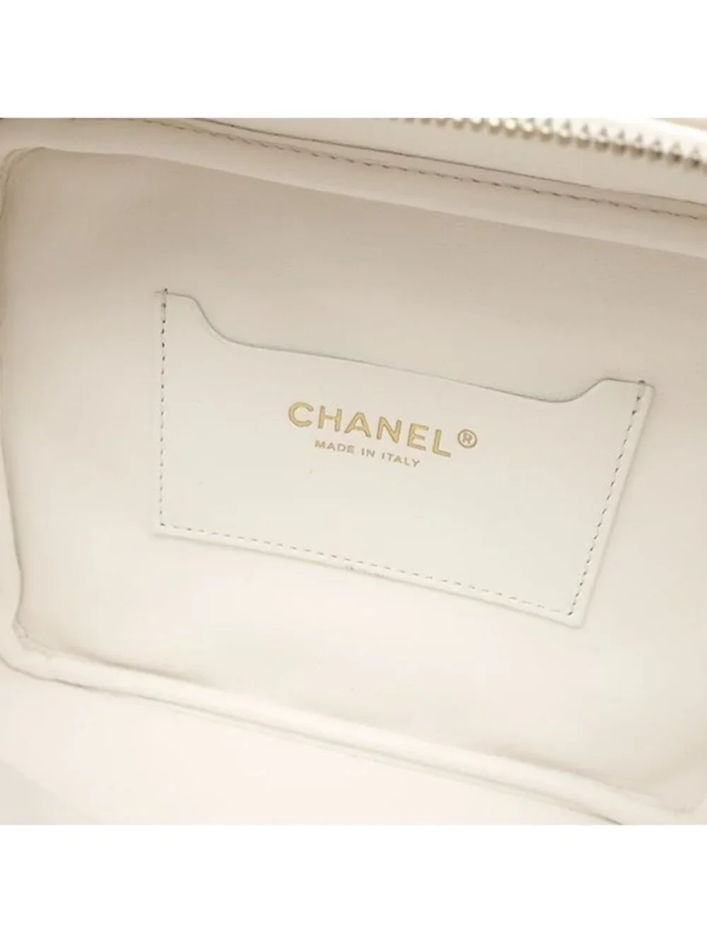 Chanel 2-Way Bag Quilted 18 Top Handle Leather White Gold Handbag